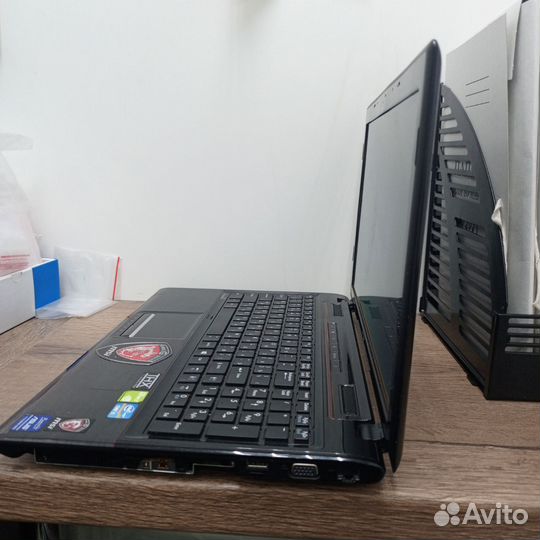 Игровой ноутбук MSI MS-16GA