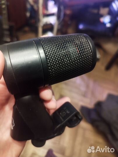 Инструментальный микрофон akg d440