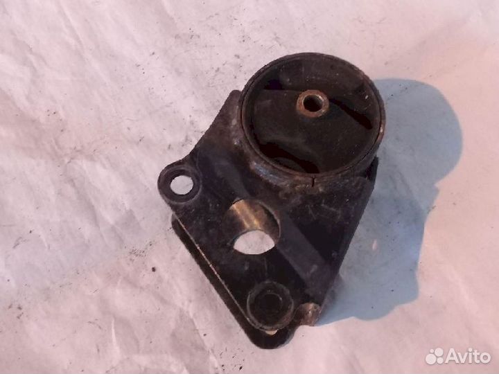 Опора двигателя (подушка двс) передняя 112709Y005