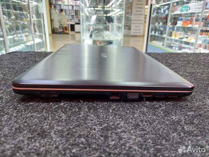 Ноутбук Asus X540S Intel Celeron N3050