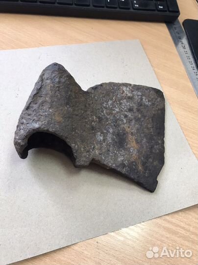 Топор старинный