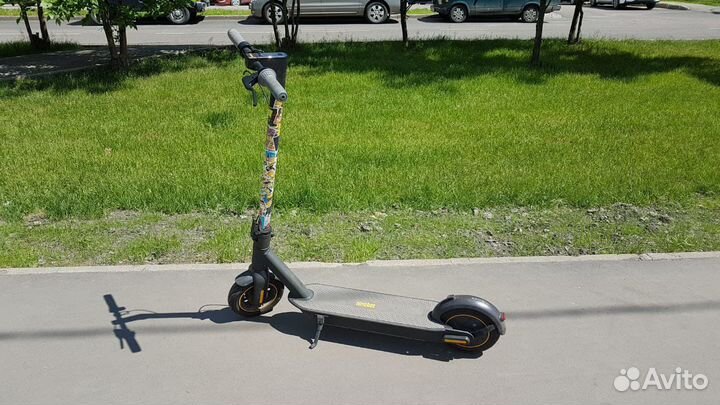 Электросамокат ninebot kickscooter max