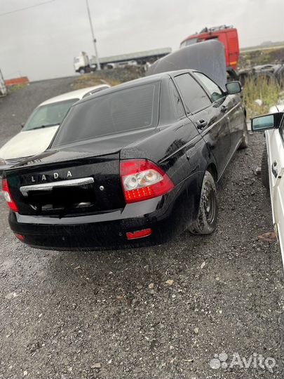 Задний бампер priora 1,LADA