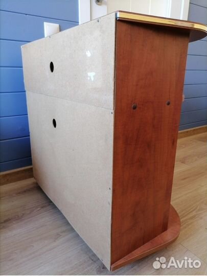 Тумба под телевизор