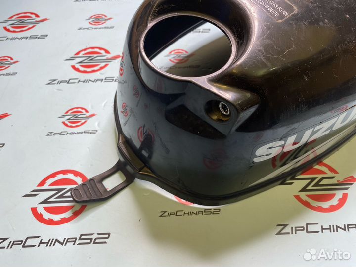 Капот лодочного мотора Suzuki DF2.5