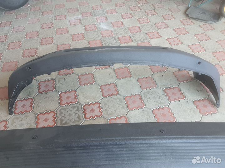 Продается бампер таете лэнд крузер 100 2007г