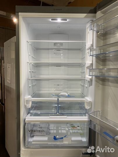 Холодильник Bosch новый