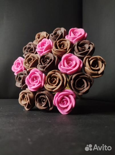 Розы из Натурального Шоколада - 19 шт в Букете