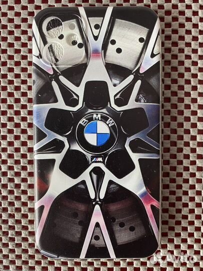 Чехлы для iPhone 11