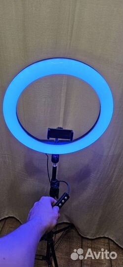 Кольцевая лампа со штативом для фото и видео