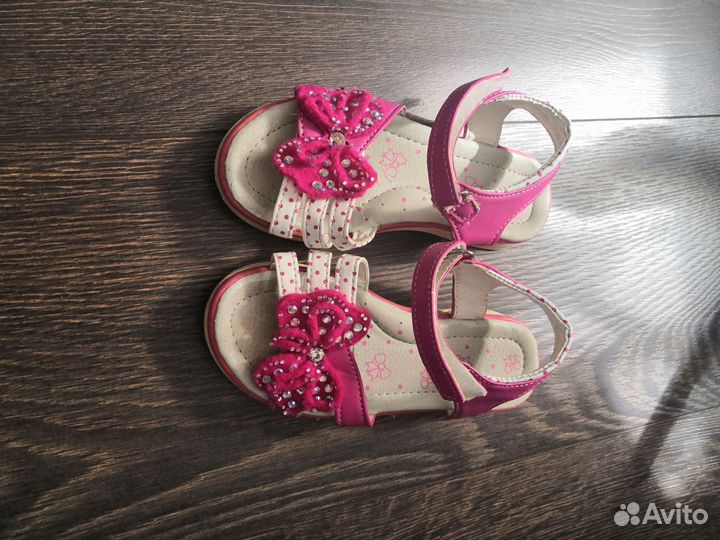 Сандалии для девочки