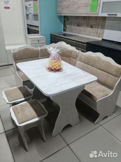 Кухонный уголок