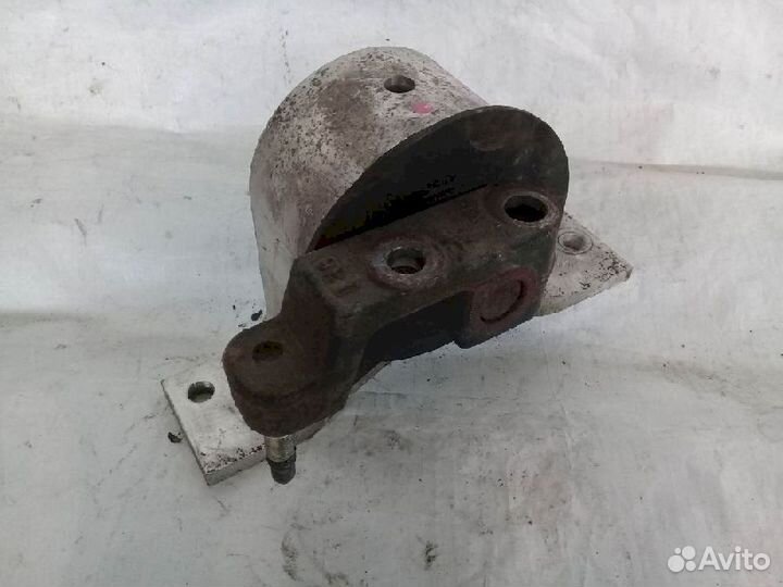 Опора двигателя (подушка двс) передняя правая 1121