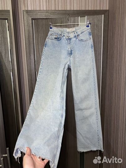 Джинсы клеш женские