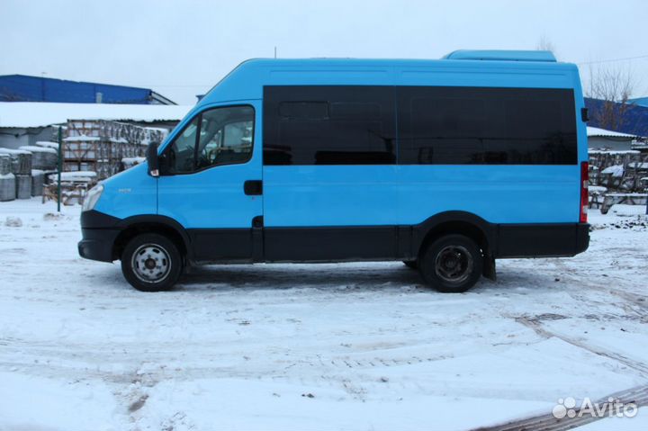 Iveco Daily микроавтобус, 2016