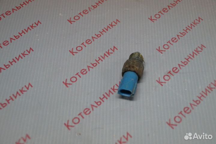 Nissan 32005-6J000 Датчик заднего хода