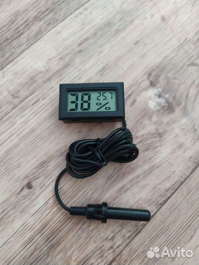 Термометр гигрометр