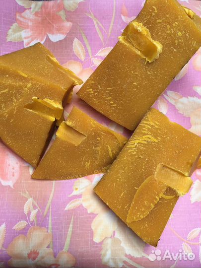 Воск пчелиный