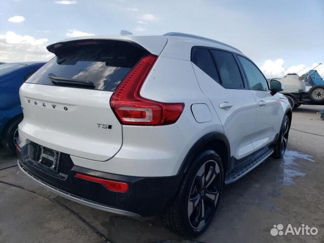 Volvo XC40 2018+ разбор на запчасти