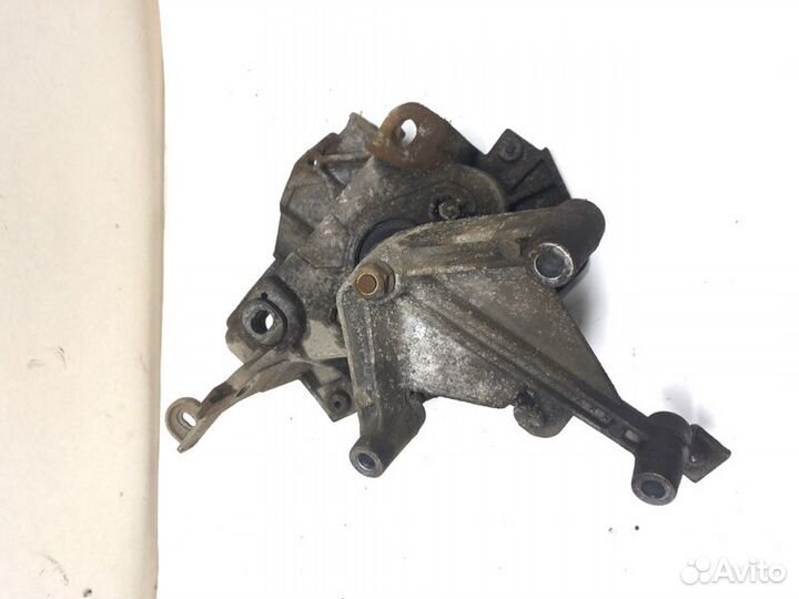 Подушка кпп Renault Symbol 1 K4J 2002-2008