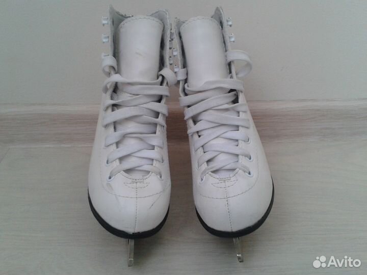 Коньки на девочку 29 р-р