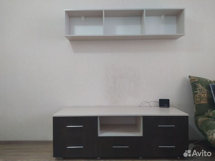 Стенка в гостинную