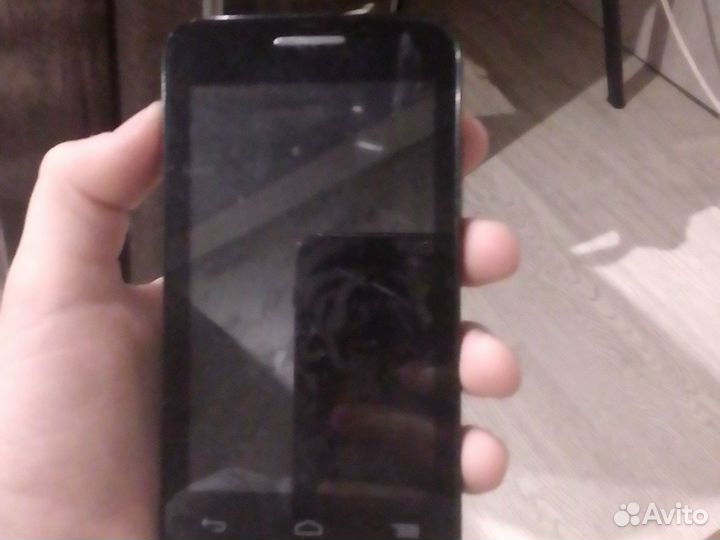 Alcatel One Touch Pixi First 4024D, 4 ГБ