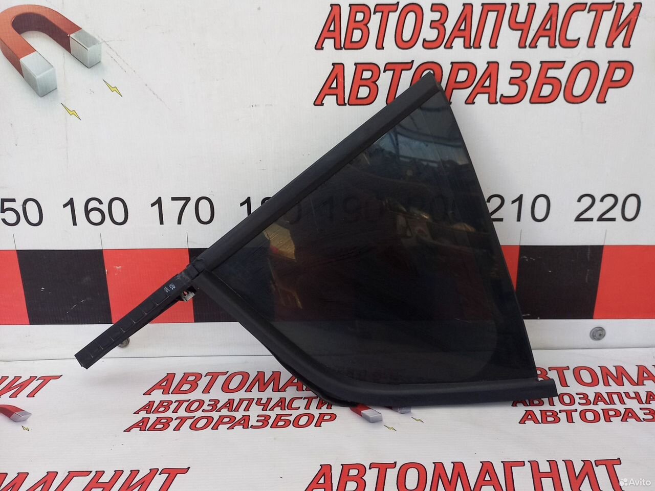 Форточка задняя левая Шкода Октавия А 7