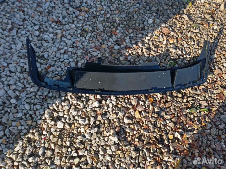 Спойлер заднего бампера Фольксваген Пассат Б7