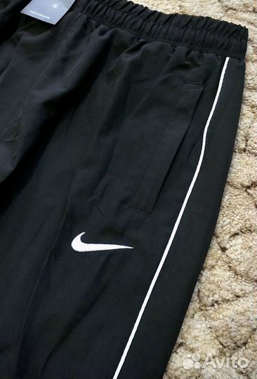 Штаны Nike спортивные широкие