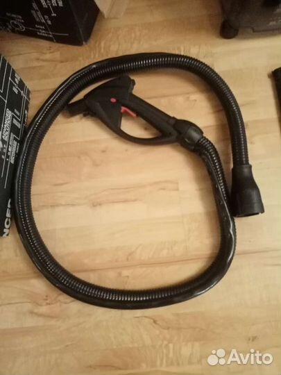 Пылесос Аквалон люкс,белый кот