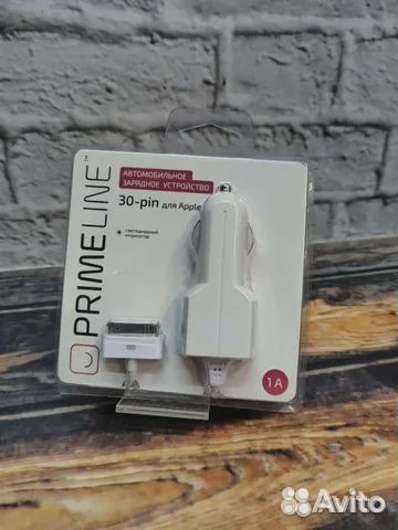 Автомобильная зарядка для iPhone 4 новая
