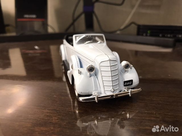 Модель зис-101б