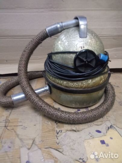 Ретро Пылесос Буран 1968 года