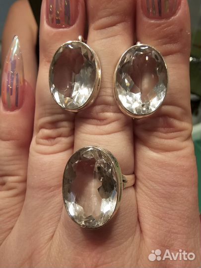 Комплект с горным хрусталём. Серебро