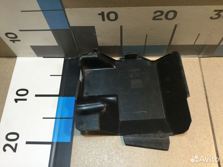 Крышка Блока управления двигателем Форд Фокус ll