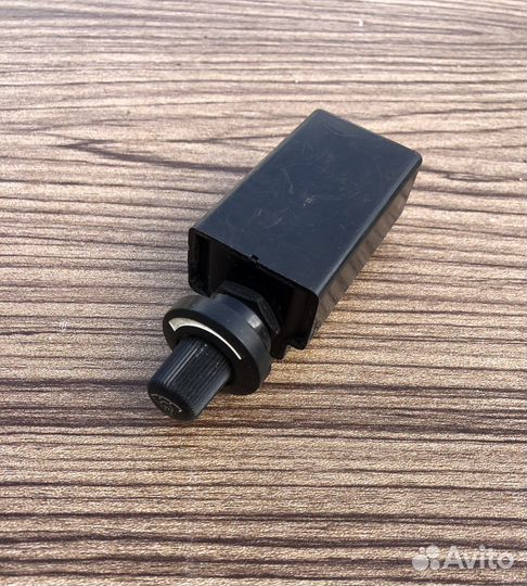 Реостат панели приборов Mitsubishi Pajero 2