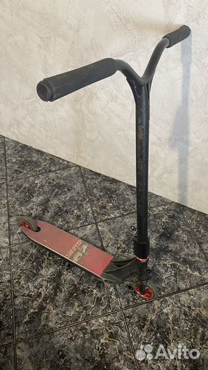 Кастомный трюковой самокат