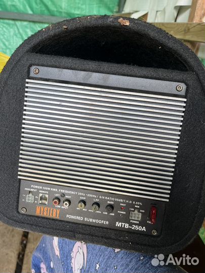 Активный сабвуфер