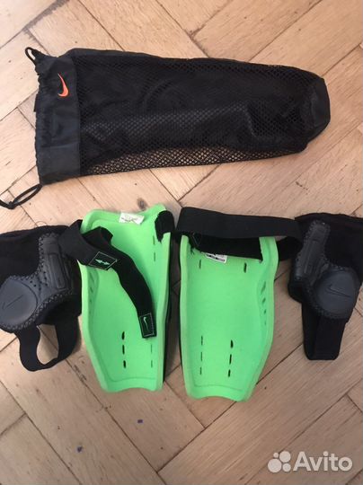 Щитки футбольные nike подростковые/детские