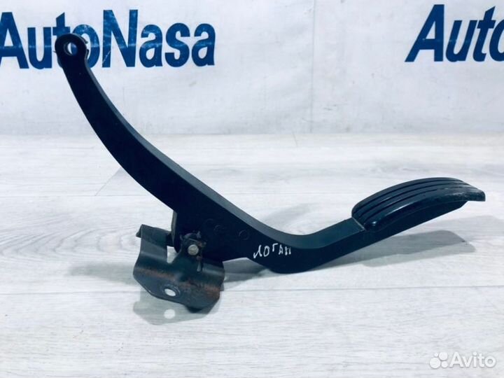 Педаль газа Renault Logan седан 2009