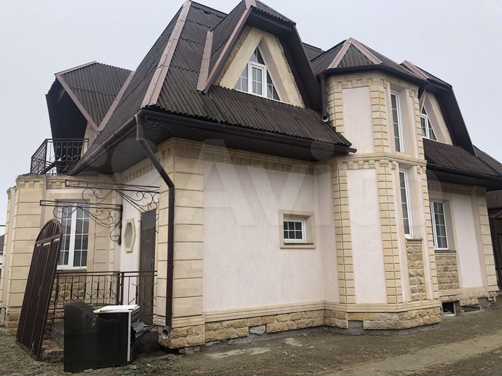 Дом 10 м² на участке 8,5 сот.