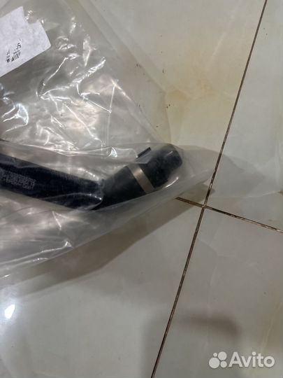 Патрубок системы охлаждения