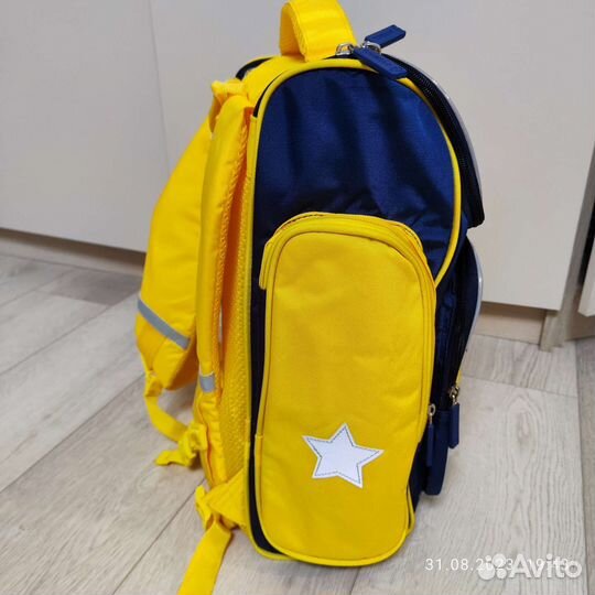 Рюкзак школьный новый