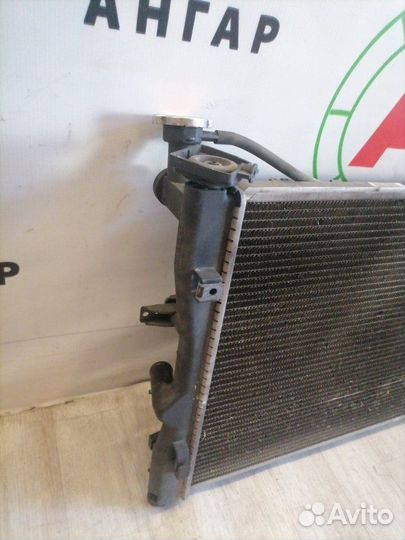 Радиатор охлаждения двигателя Mitsubishi Colt Z34A