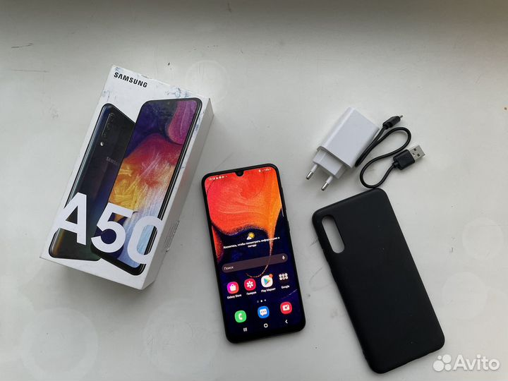 Samsung Galaxy A50, 4/64 ГБ
