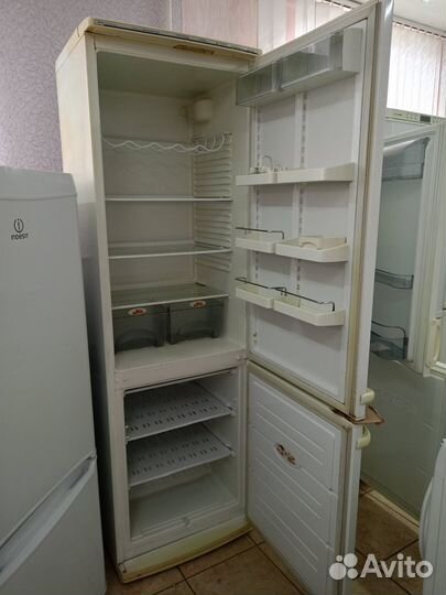 Холодильник бу atlant мхм 1704-03