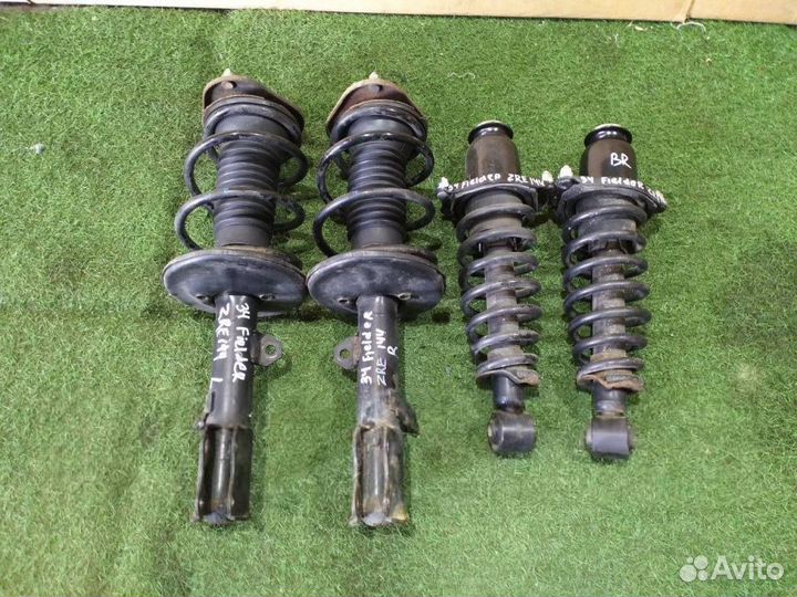 Стойки комплект Toyota corolla fielder ZRE144 Япон