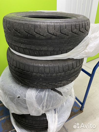 Pirelli Winter Sottozero 240 Serie II 225/55 R17
