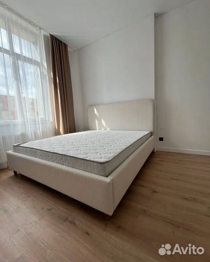 Кровать двухспальная с доставкой